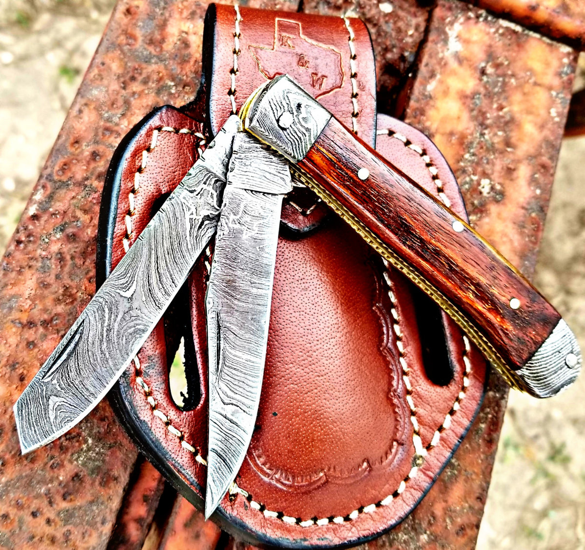 Customizable Double Damascus Trapper Knife with Leather Sheath main image 0