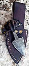 Load image into Gallery viewer, Damascus Push Dagger with bold handle